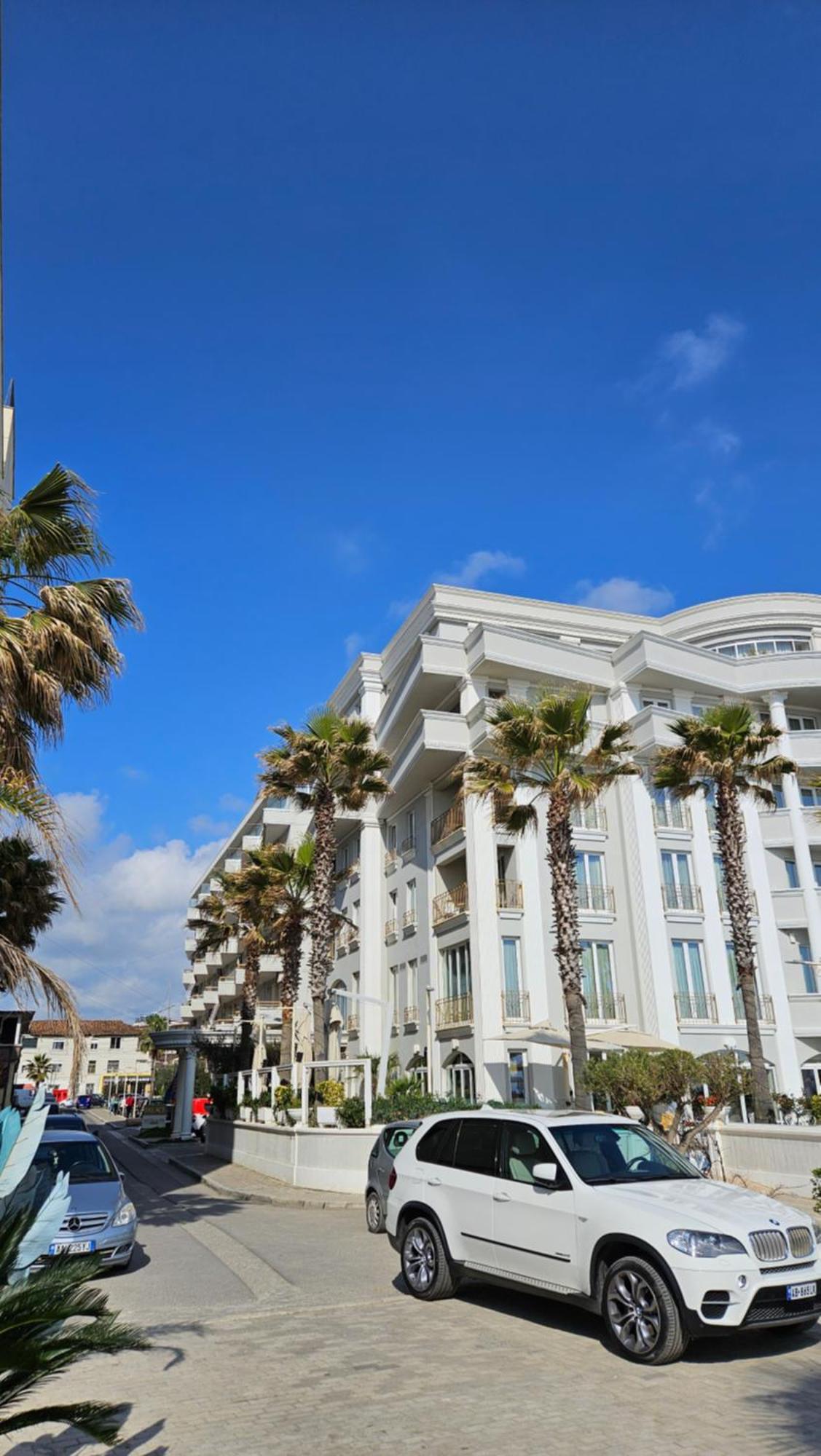 Sea View Apartament. Luxury Area In Durres Beach. Appartement Buitenkant foto